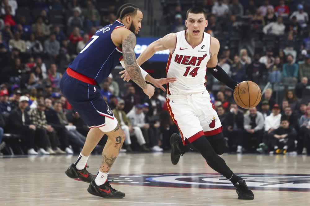 性愈发凸显 性愈发凸显