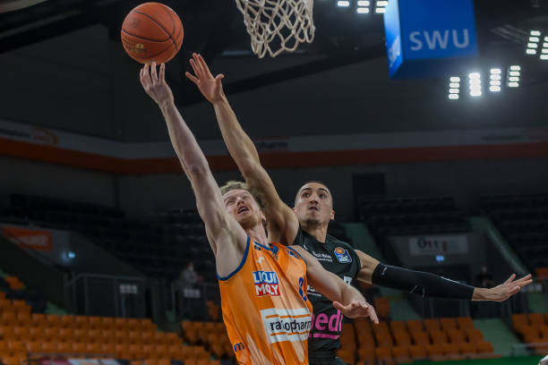 无论通过比 无论通过比