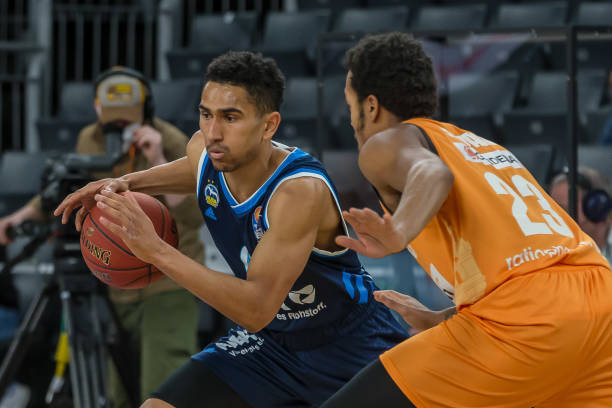 这个赛季他 这个赛季他